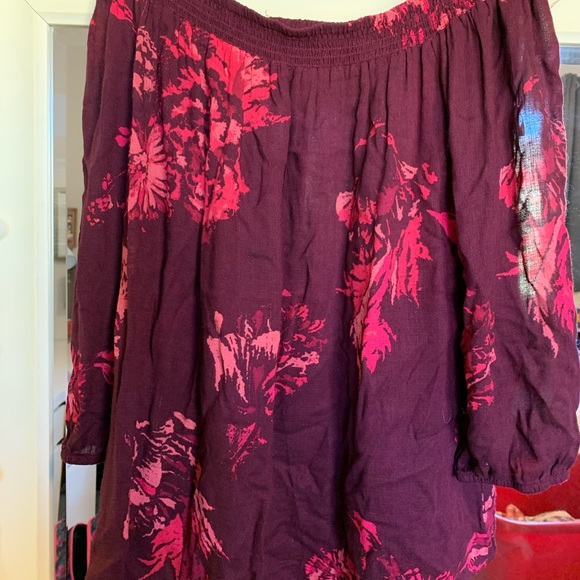 Burgundy and Pink Floral Off the Shoulder - Picture 2 of 4
